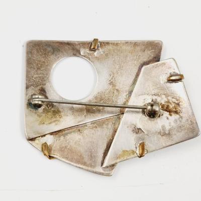 ARTIST SIGNED ART DECORATIVE STERLING BROOCH