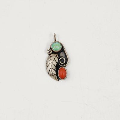 NATIVE SILVER & TURQUOISE PENDANT