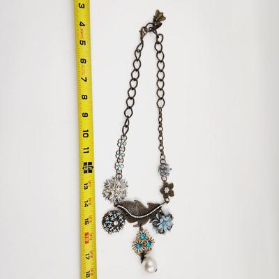 BEAUTIFUL MULTI TONE BLUE DETAIL PLUNDER NECKLACE