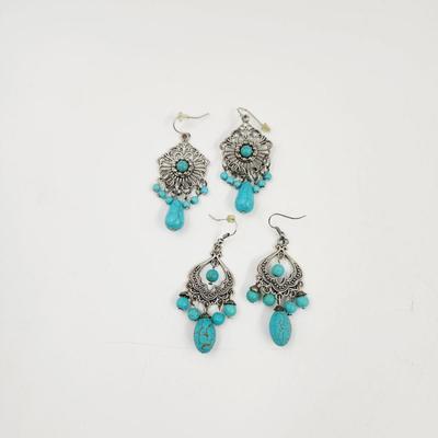 CUTE FAUX TURQUOISE SILVERTONED HANGING EARRINGS