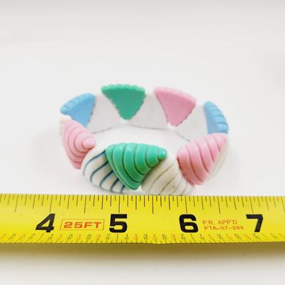 VINTAGE MULTI COLORED STRETCHY BRACELET
