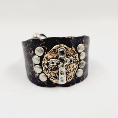 RUSTIC HAMMERED CROSS BRACELET