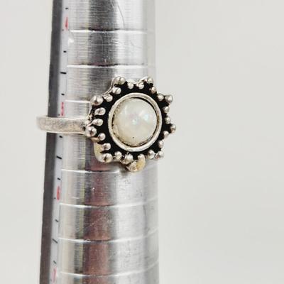 CUTE SILVERTONED ROUND MOONSTONE RING SIZE 5.25