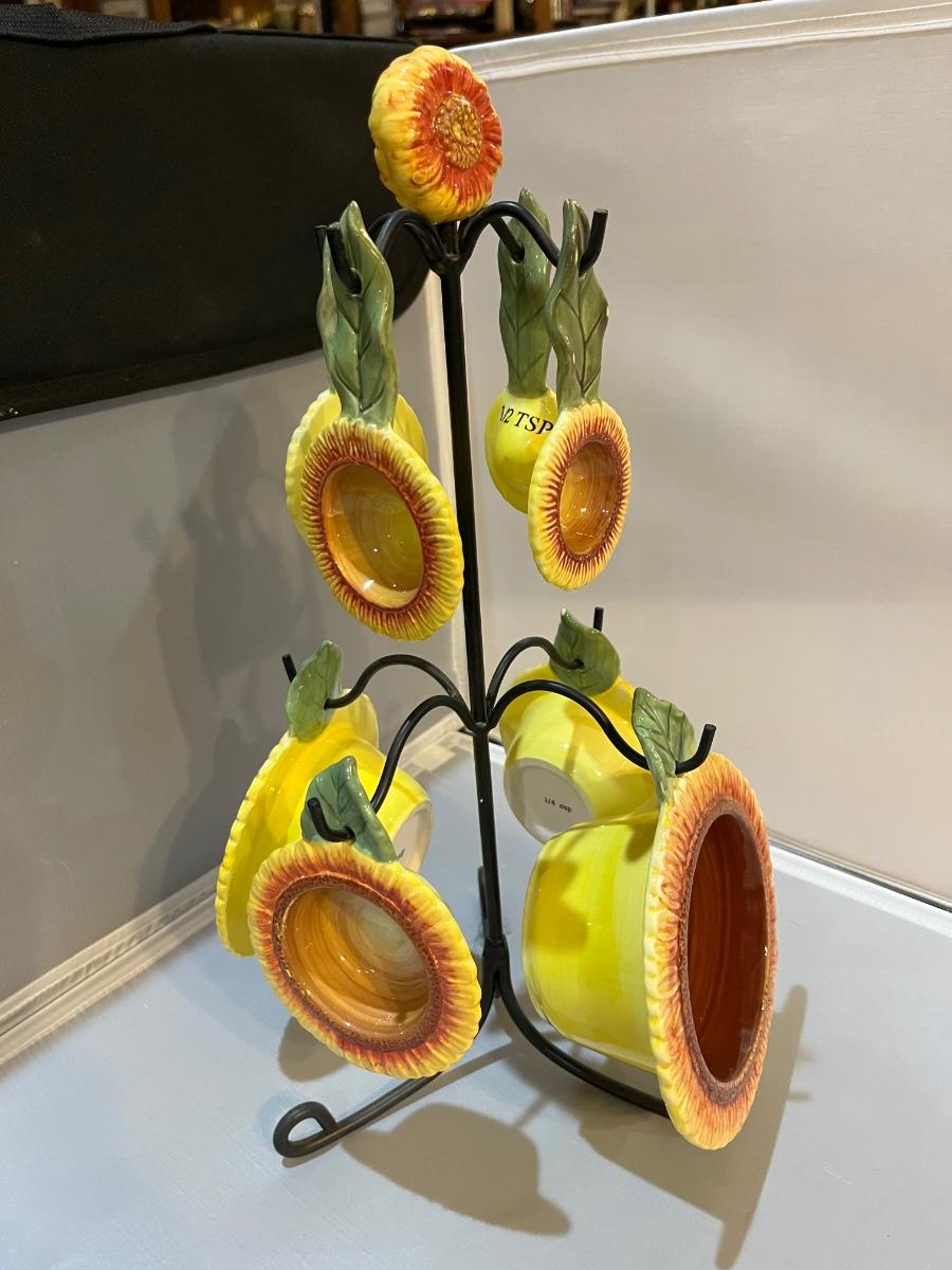 Sunflower kitchen accessories
