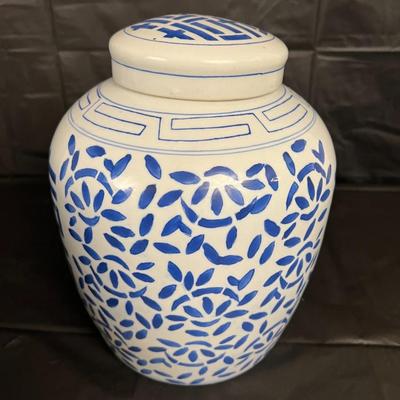 Lot of 3 Vintage Chinese Blue and White Glazed Lidded Vessels