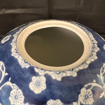 Lot of 3 Vintage Chinese Blue and White Glazed Lidded Vessels