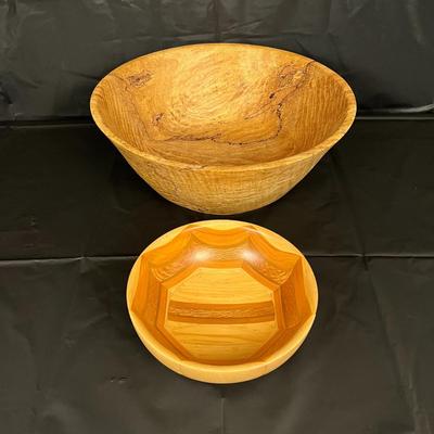 Ken Broadland Spalted Maple Cowichan Valley B.C. Bowl and Hancrafted New Zealand Sovereign Woodware Bowl