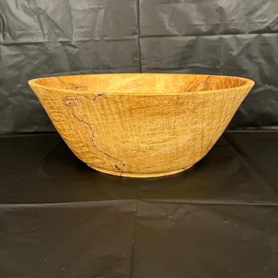 Ken Broadland Spalted Maple Cowichan Valley B.C. Bowl and Hancrafted New Zealand Sovereign Woodware Bowl