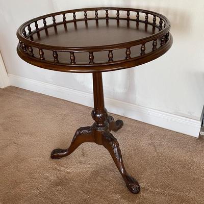 Antique All wood round table
