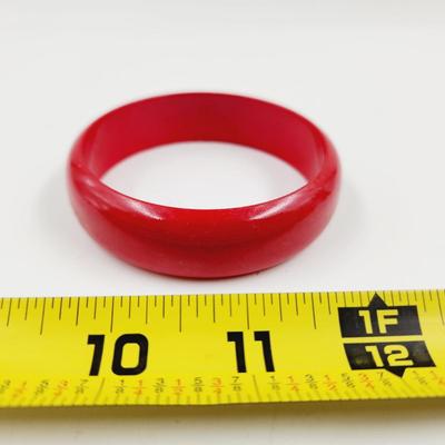 VINTAGE RED PLASTIC BANGLE BRACELET