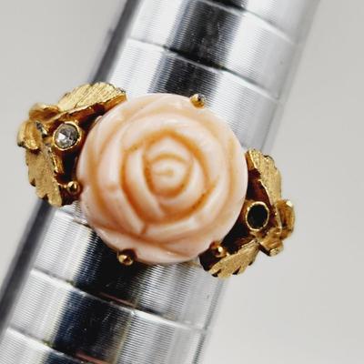 AVON GOLD TONED ROSE RING SIZE 6.5