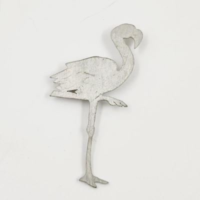 HAND CRAFTED FLAMINGO METAL PIN