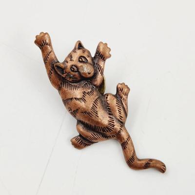 JJ SIGNED COPPER CUTE CAT PIN