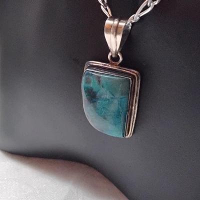 Absolutely Gorgeous Large Piece Of Turquoise 925 19" Necklace