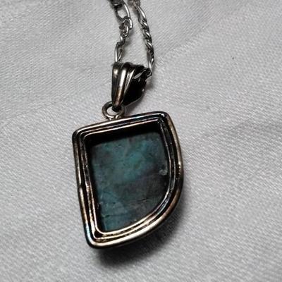Absolutely Gorgeous Large Piece Of Turquoise 925 19" Necklace