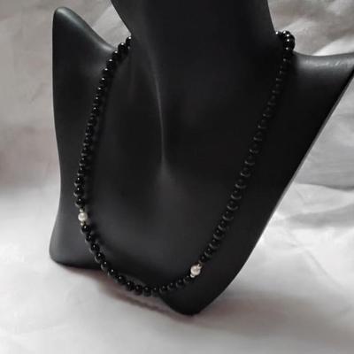 IPS 18" Onyx And Pearl Necklace 14K Beads And Clasps