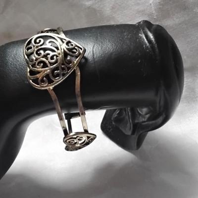 Vintage Heart Bracelet