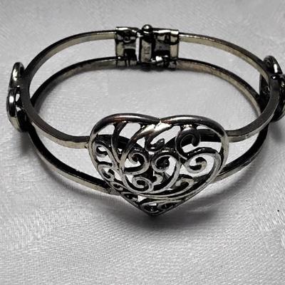 Vintage Heart Bracelet