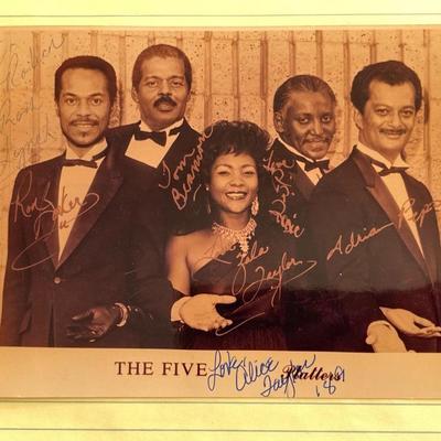 LOT 149  PHOTO CARD SIGNE BY THE FIVE PLATTERS VOCALIST ALICE TAYLOR