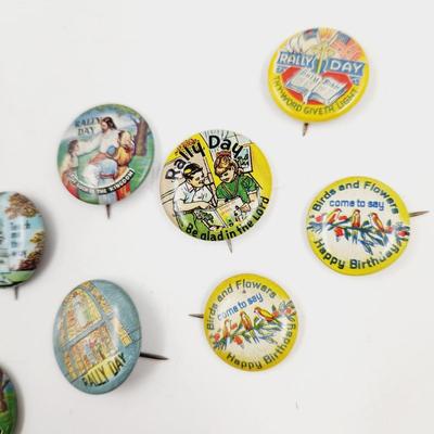 VINTAGE RALLY DAY CHRISTIAN PIN COLLECTABLE