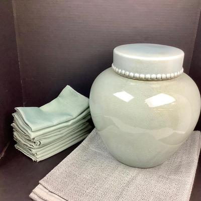1431 Decorative Celadon Decor Lot