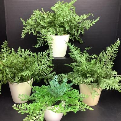 1439 Faux Fern Decor Lot