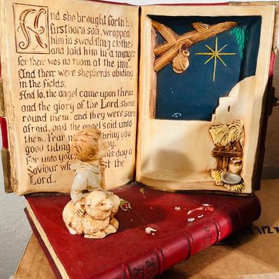 Musical Nativity Scene and Ceramic Jesus (GR-JM)