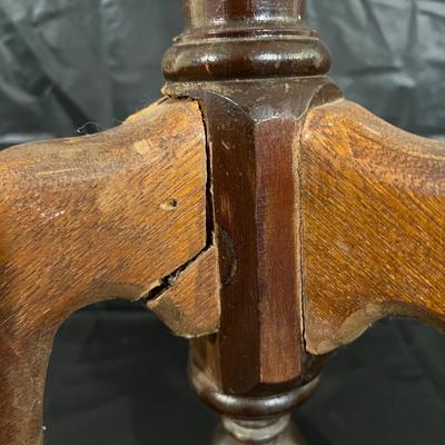 Beautiful Antique Carved Twisted Wood Plant Stand Table