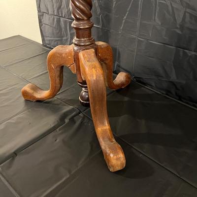 Beautiful Antique Carved Twisted Wood Plant Stand Table