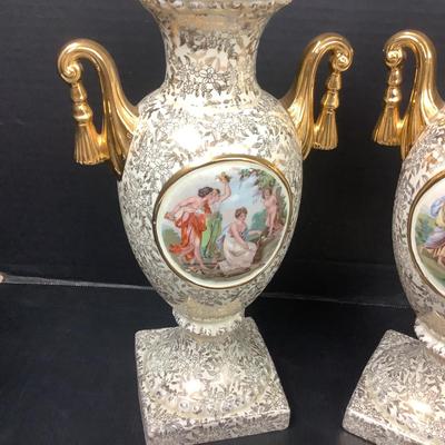 1472 Vintage Empire Ware Shelton Ivory Glaze Pedestal Urn Pair