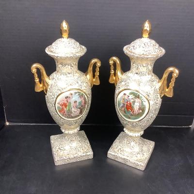 1472 Vintage Empire Ware Shelton Ivory Glaze Pedestal Urn Pair