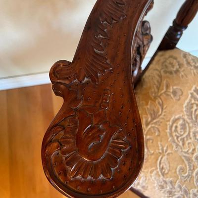 Gorgeous Victorian Carved Wood and Gold Tan Cushion Corner Chair