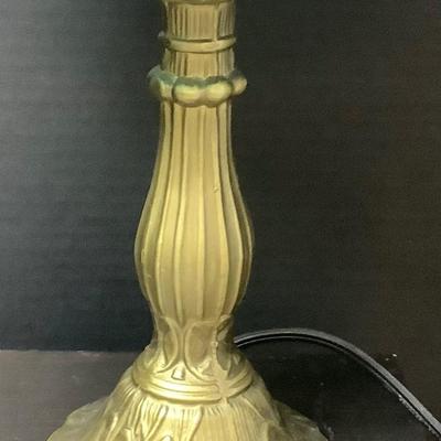 1476 Tiffany Style Accent Table Lamp