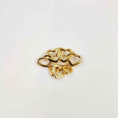 CUTE GOLD TONED HEART BROOCH