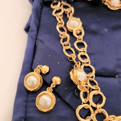 Lot #54   STAUER Necklace and Earring Set