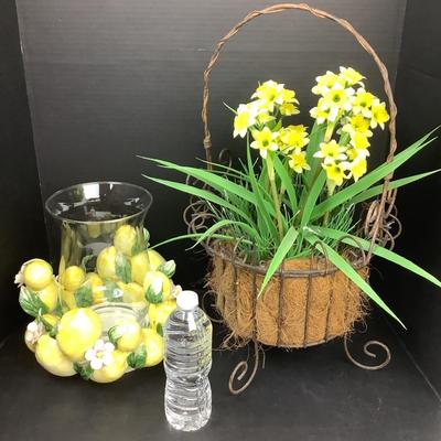 1477 Borrone Lemon Ceramic Centerpiece & Faux Daffodil Basket