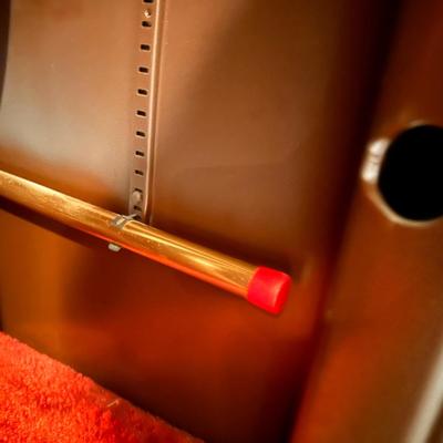Large 5 Ft Tall Gun Safe with Dehumidifying Bar