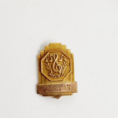 VINTAGE GOLD FILLED HOLTON KANSAS MUSIC PIN