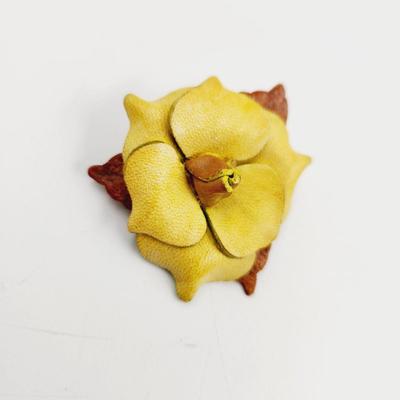 HAND CRAFTED LEATHER FLOWER PIN