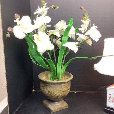 1519 Chinese Tea Jar Lamp & Faux Orchids