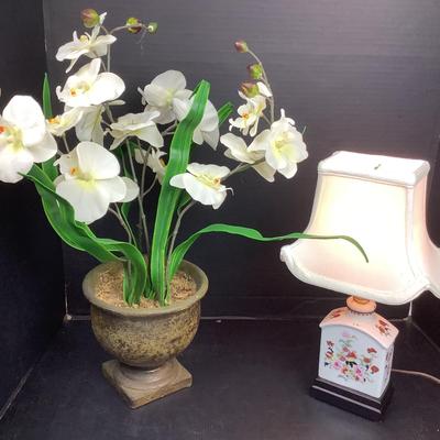 1519 Chinese Tea Jar Lamp & Faux Orchids