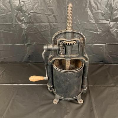 Antique Cast Iron Fruit or Lard Press Simmons Howe Co Inc St. Louis U.S.A.