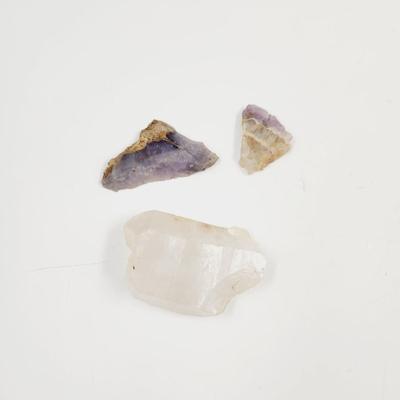 LARGE QUARTZ CRYSTAL AND 2 SLICED AMETHYST