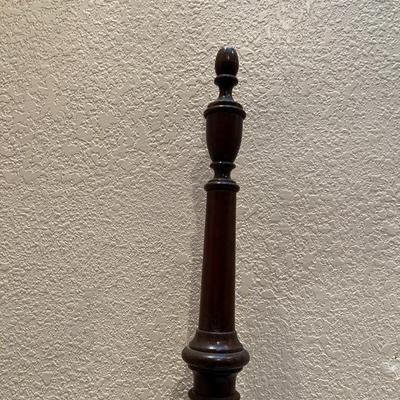 Beautiful Carved Wood King Size Poster Banister Bed and Clean Mattress Set