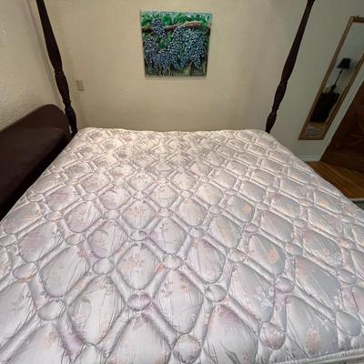Beautiful Carved Wood King Size Poster Banister Bed and Clean Mattress Set