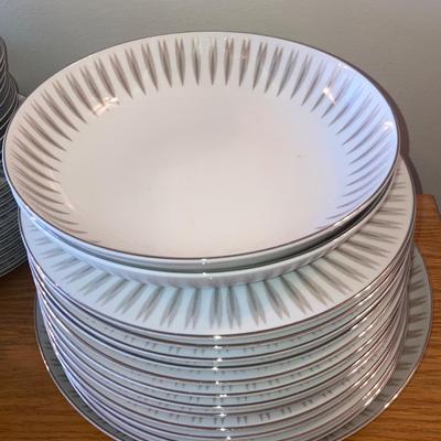 Mikasa Porcelain Dinnerware Service for Twelve