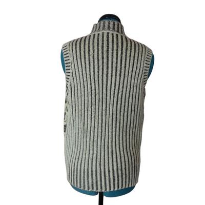 Christopher and Banks Vest L