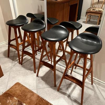Lot of 4 Mid Century Modern O.D. Mobler Denmark Black Leather and Wood Bar Stools