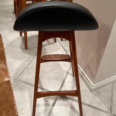 Lot of 4 Mid Century Modern O.D. Mobler Denmark Black Leather and Wood Bar Stools