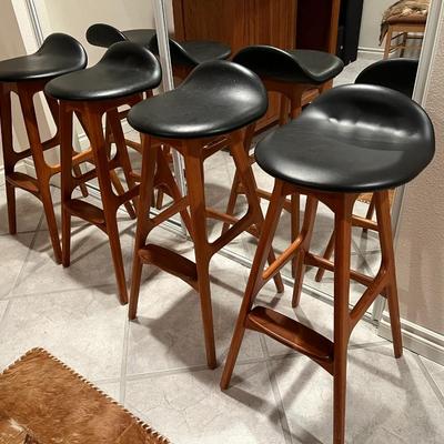 Lot of 4 Mid Century Modern O.D. Mobler Denmark Black Leather and Wood Bar Stools